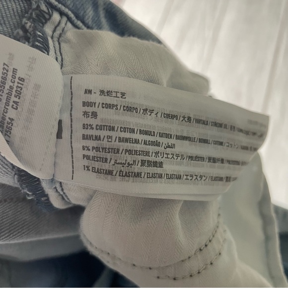Abercrombie & Fitch Flare Ultra High Rise Jeans Women’s 6 | 28 Blue Light Wash - Picture 10 of 10